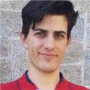 Laureato presso Torino offre ripetizioni in filosofia, storia, italiano, scienze umane per liceo e tutte le materie per elementari e medie